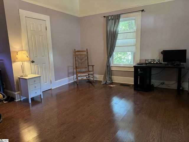 16 Inglesby Street, Greer, SC 29650