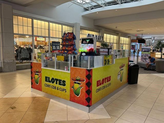 9469 W Atlantic Blvd, Coral Springs, FL 33071