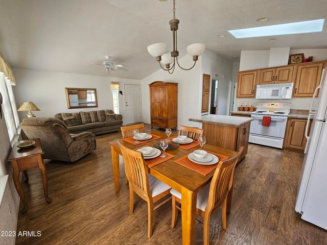 650 N Hawes Road 4956, Mesa, AZ 85207