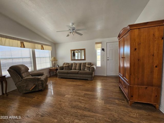 650 N Hawes Road 4956, Mesa, AZ 85207