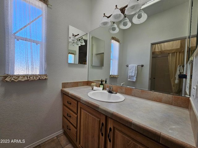 650 N Hawes Road 4956, Mesa, AZ 85207