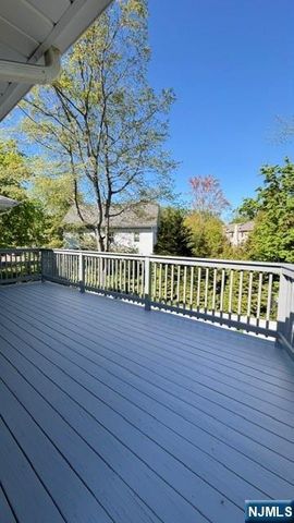 34 Myrtle Avenue 2, Allendale, NJ 07401