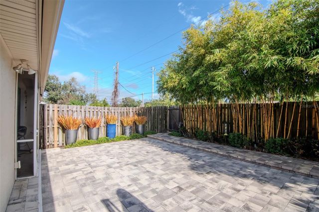 3021 BROOKFIELD LANE, Clearwater, FL 33761