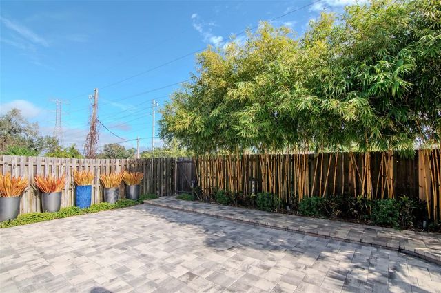 3021 BROOKFIELD LANE, Clearwater, FL 33761