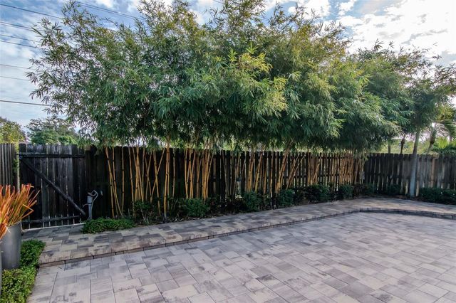 3021 BROOKFIELD LANE, Clearwater, FL 33761