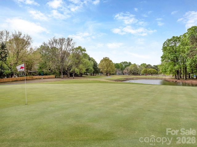 8211 Golf Ridge Drive, Charlotte, NC 28277