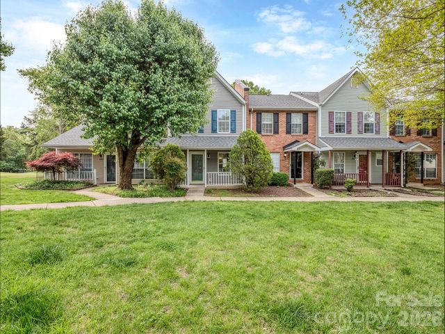 8211 Golf Ridge Drive, Charlotte, NC 28277
