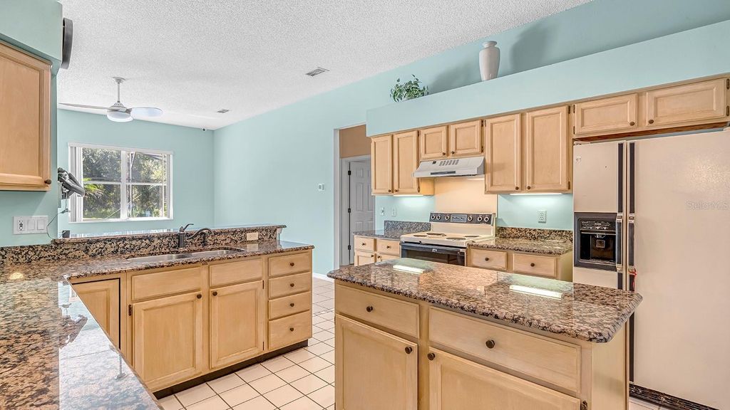 Image 13 of property listing at 14648 POTANOW TRAIL, Orlando, FL 32837