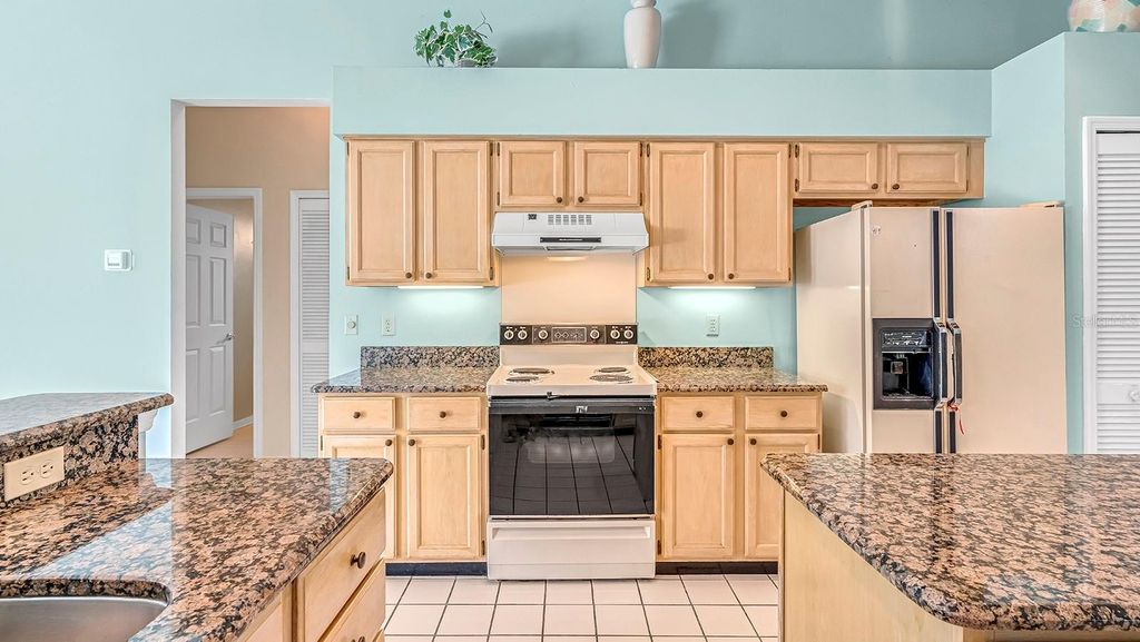 Image 15 of property listing at 14648 POTANOW TRAIL, Orlando, FL 32837