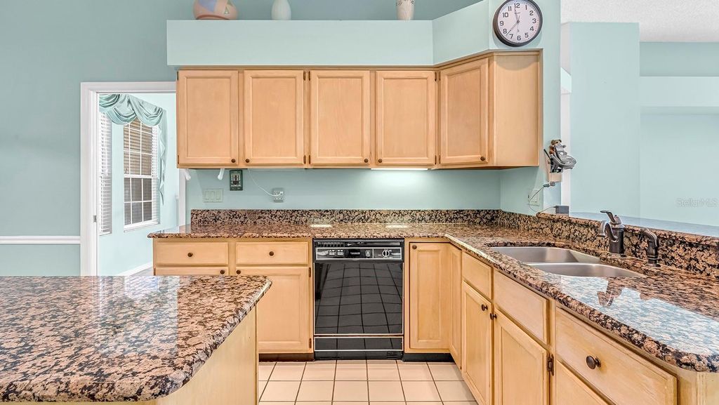 Image 16 of property listing at 14648 POTANOW TRAIL, Orlando, FL 32837