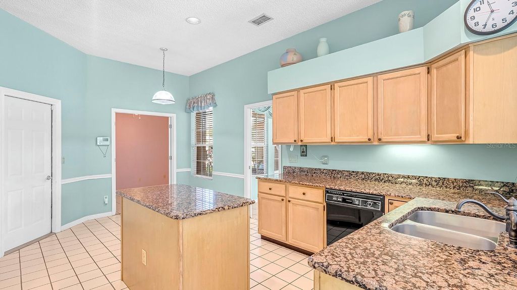 Image 17 of property listing at 14648 POTANOW TRAIL, Orlando, FL 32837