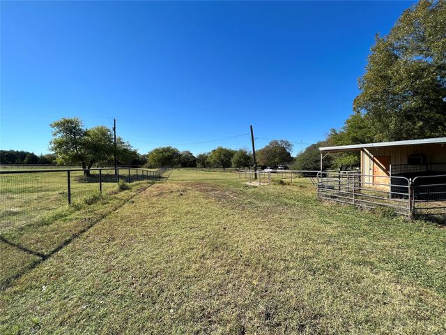 2815 Fm 3092, Gainesville, TX 76240
