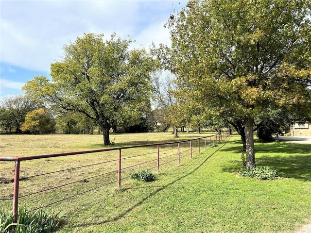 2815 Fm 3092, Gainesville, TX 76240