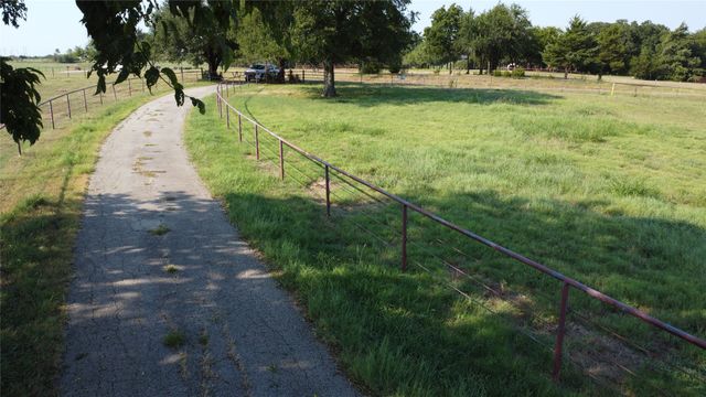 2815 Fm 3092, Gainesville, TX 76240