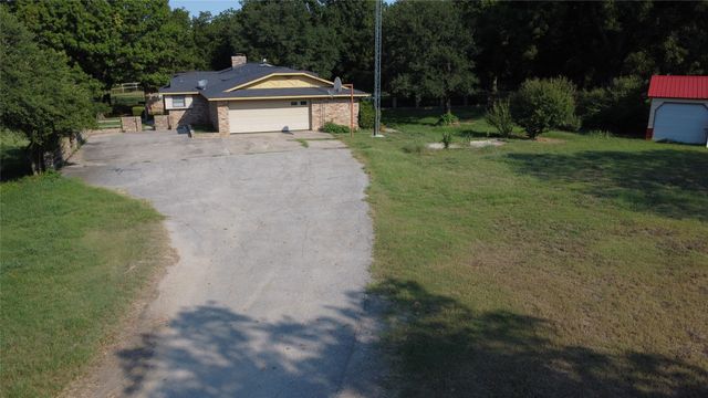2815 Fm 3092, Gainesville, TX 76240