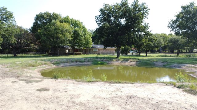 2815 Fm 3092, Gainesville, TX 76240
