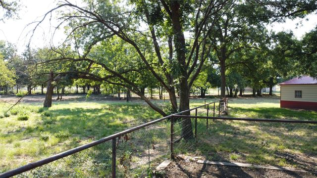2815 Fm 3092, Gainesville, TX 76240