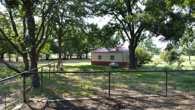 2815 Fm 3092, Gainesville, TX 76240
