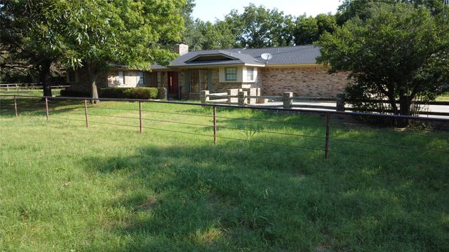 2815 Fm 3092, Gainesville, TX 76240