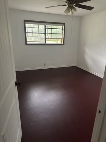 2815 Fm 3092, Gainesville, TX 76240