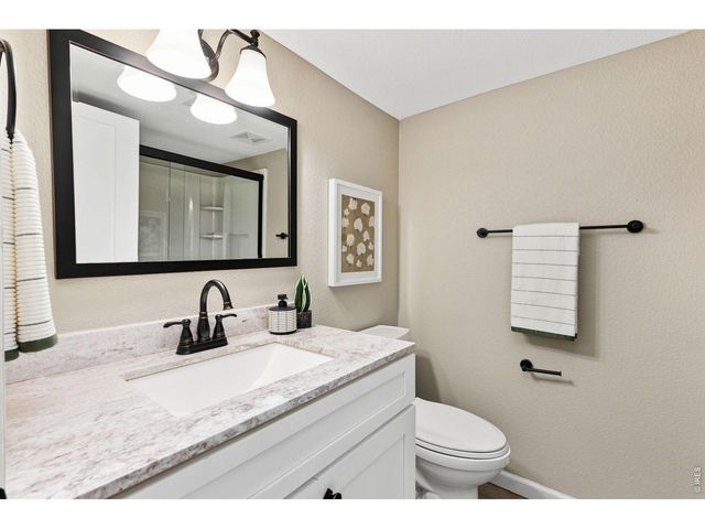 822 Walnut St, Windsor, CO 80550