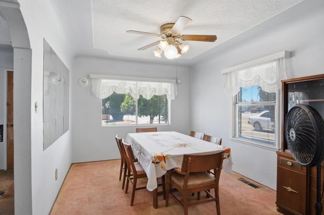 913 Reno Ave, Modesto, CA 95351