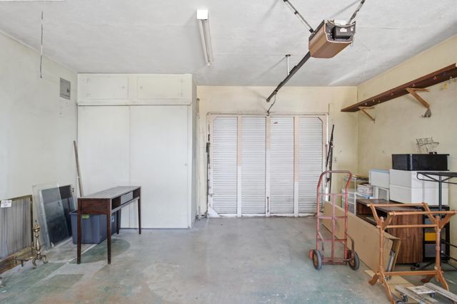 913 Reno Ave, Modesto, CA 95351
