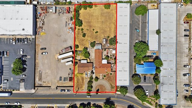913 Reno Ave, Modesto, CA 95351