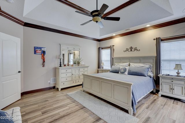 1026 Chesterfield Drive, Webb City, MO 64870