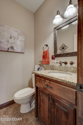 1026 Chesterfield Drive, Webb City, MO 64870