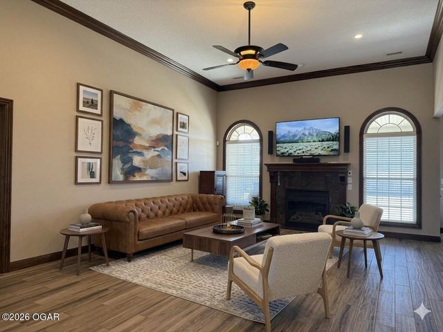 1026 Chesterfield Drive, Webb City, MO 64870