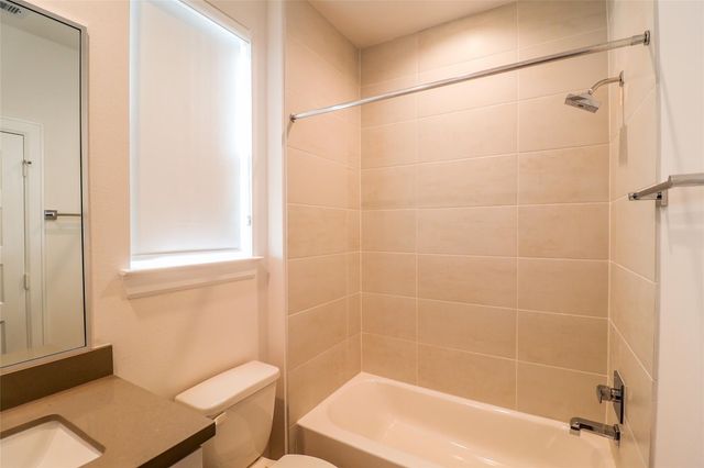 2745 Clinton Drive, Houston, TX 77020