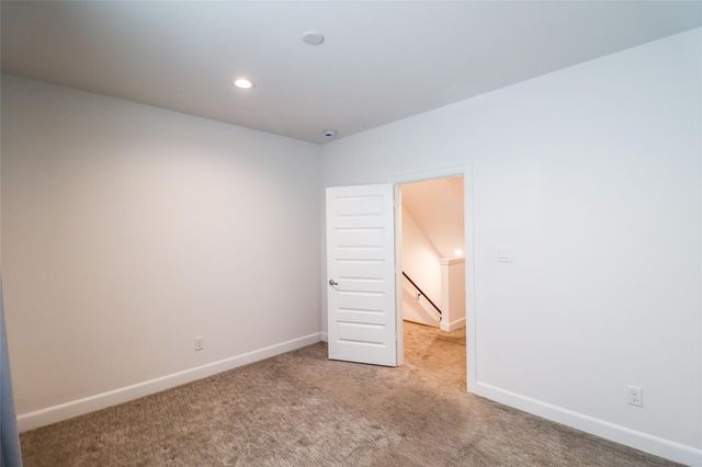 2745 Clinton Drive, Houston, TX 77020