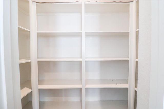 2745 Clinton Drive, Houston, TX 77020