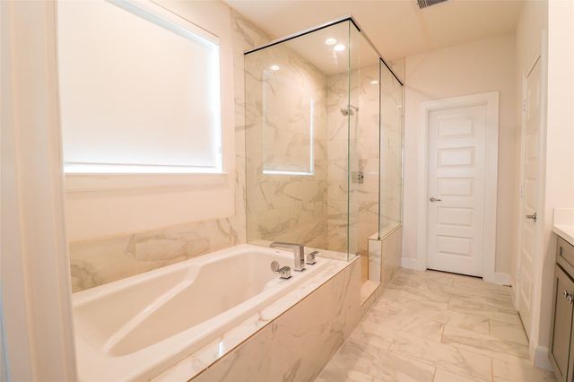 2745 Clinton Drive, Houston, TX 77020