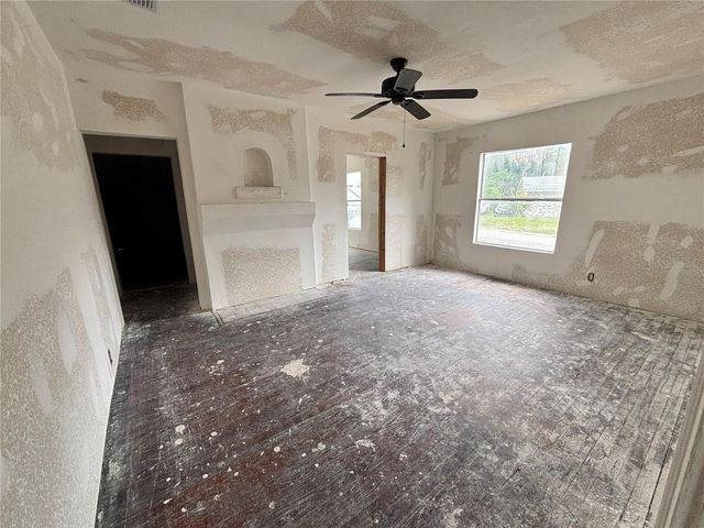 1020 E MAIN STREET, Haines City, FL 33844