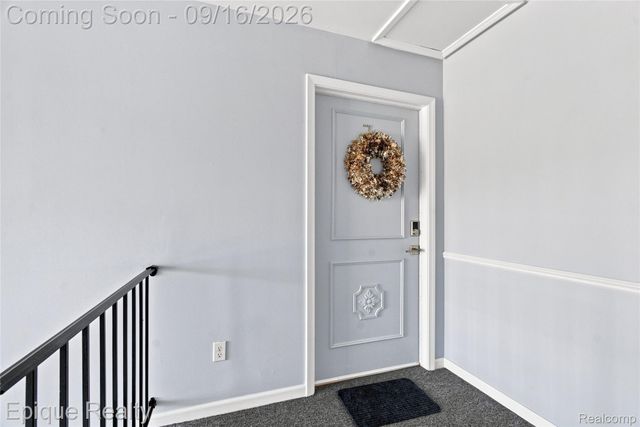 801 W Long Lake Road 7, Bloomfield Charter Township, MI 48302