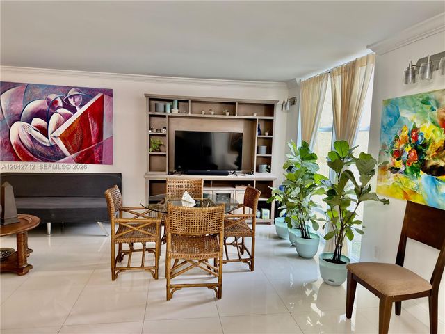200 172nd St 114, Sunny Isles Beach, FL 33160