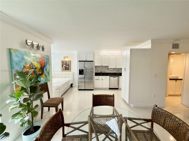 200 172nd St 114, Sunny Isles Beach, FL 33160