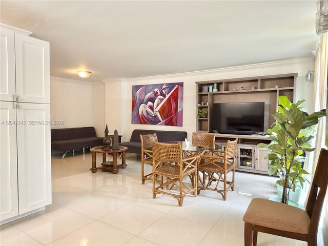 200 172nd St 114, Sunny Isles Beach, FL 33160