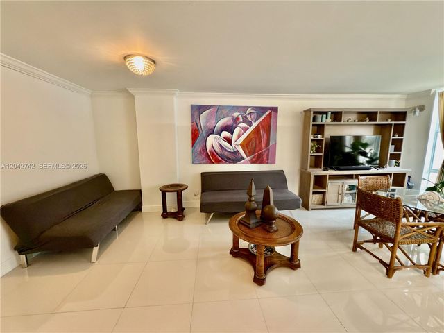 200 172nd St 114, Sunny Isles Beach, FL 33160