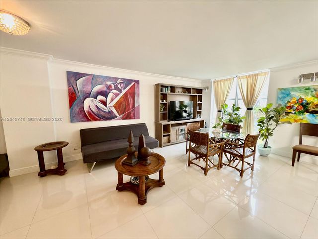 200 172nd St 114, Sunny Isles Beach, FL 33160