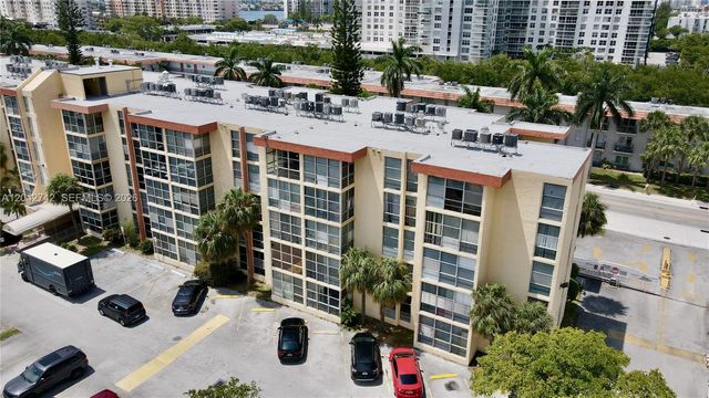200 172nd St 114, Sunny Isles Beach, FL 33160