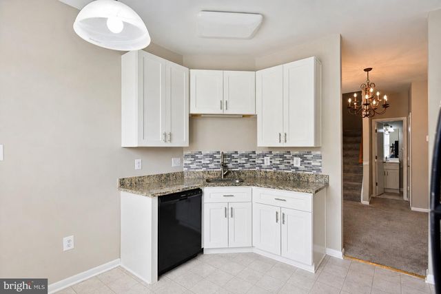 44190 MOSSY BROOK SQ, Ashburn, VA 20147