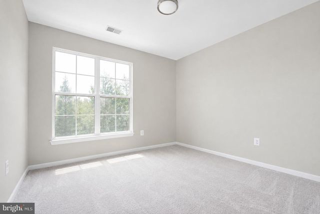 44190 MOSSY BROOK SQ, Ashburn, VA 20147
