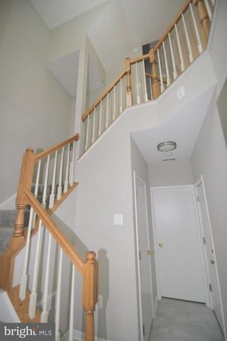 44190 MOSSY BROOK SQ, Ashburn, VA 20147