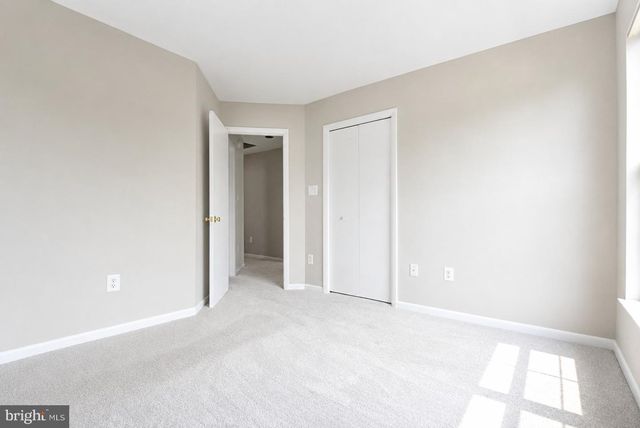 44190 MOSSY BROOK SQ, Ashburn, VA 20147