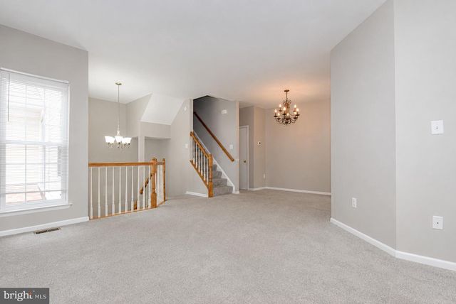 44190 MOSSY BROOK SQ, Ashburn, VA 20147
