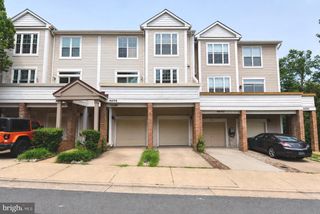 44190 MOSSY BROOK SQ, Ashburn, VA 20147