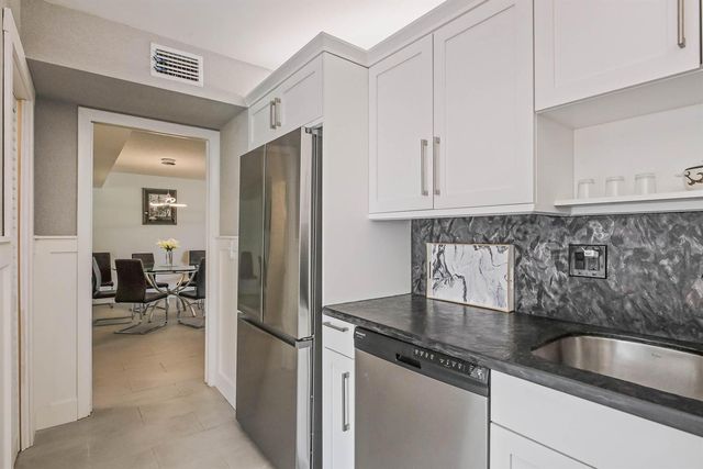 5338 S Fountains Dr Drive S, Lake Worth, FL 33467
